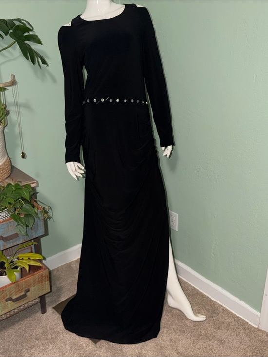 Laundry By Shelli Segal Dresses & Skirts - Laundry By Shelli Segal Black Long Sleeve Maxi Dress with Sequin Waist